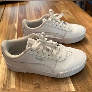 SOLD Puma Women’s Carina Sneaker, size 6.5